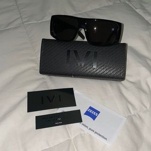 IVI Jiving sun glasses